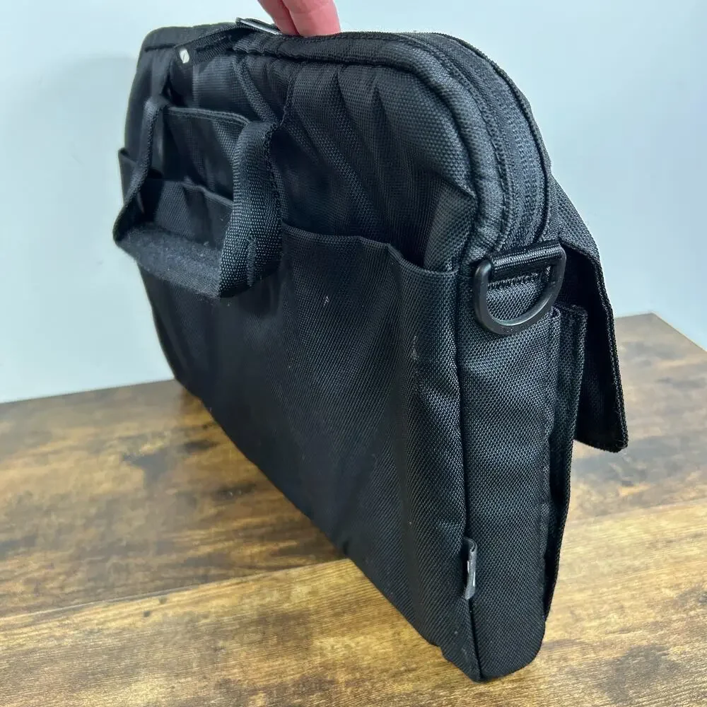 Incase Classic Universal Sleeve 13